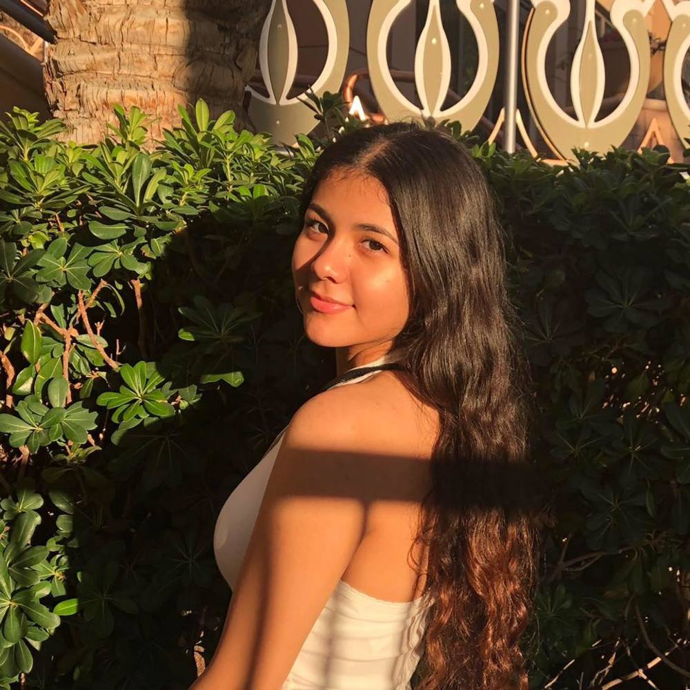 Meet your Posher, Emily